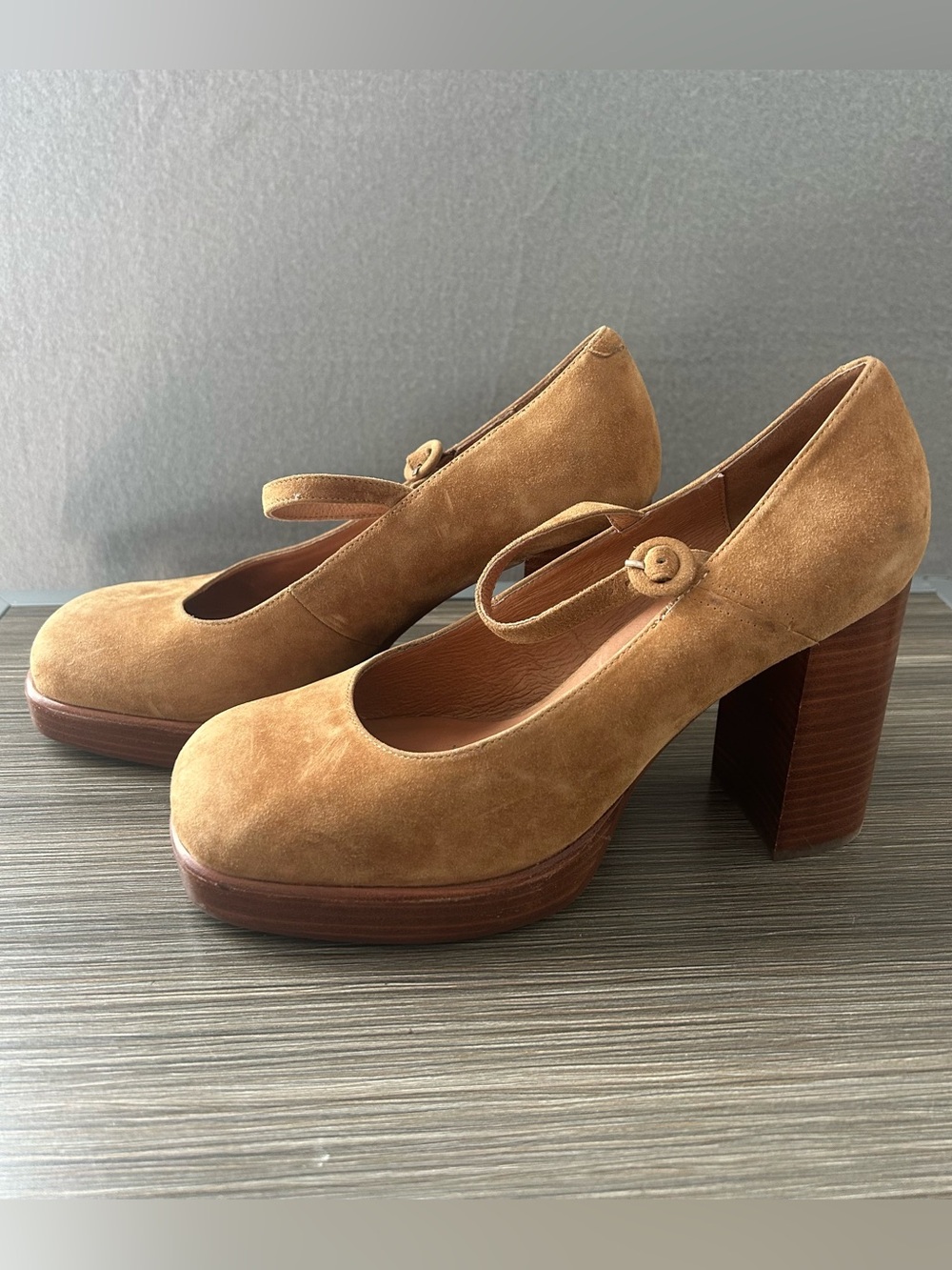 Jeffrey Campbell Mary Ann Heels in tan or camel suede Women Size 10